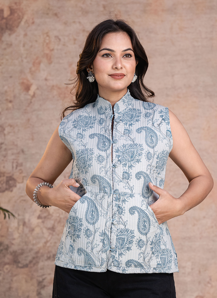 Warvi Women Floral Printed Reversible Half Sleeve Quilted Cotton Jacket