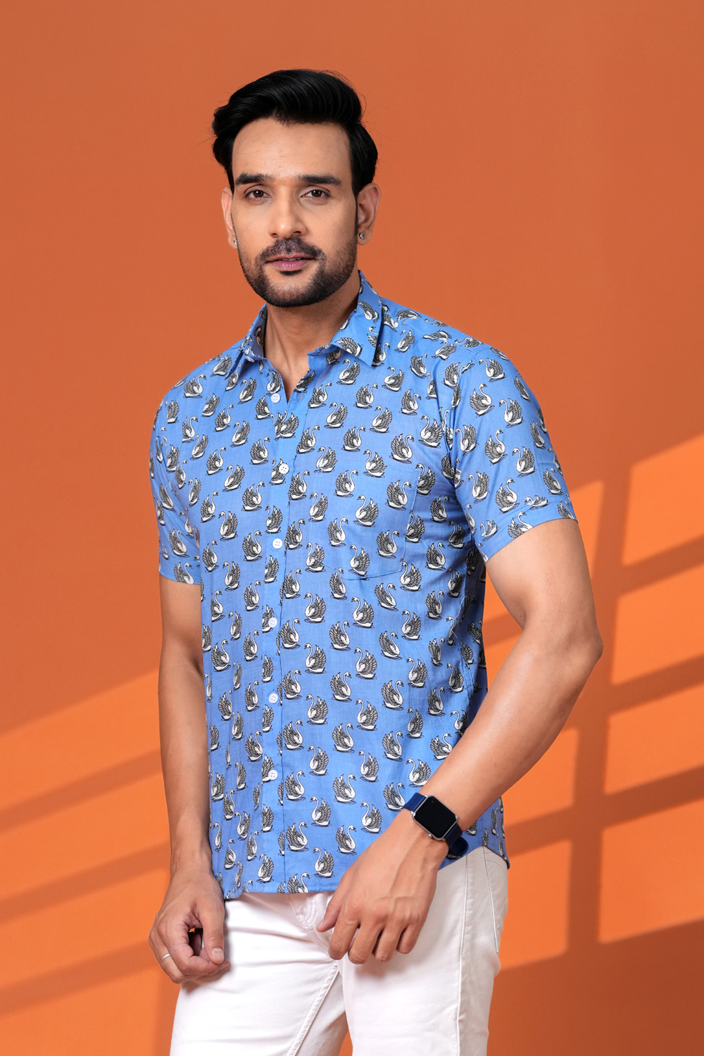 Men's Sky Blue Swan Print Casual Shirt
