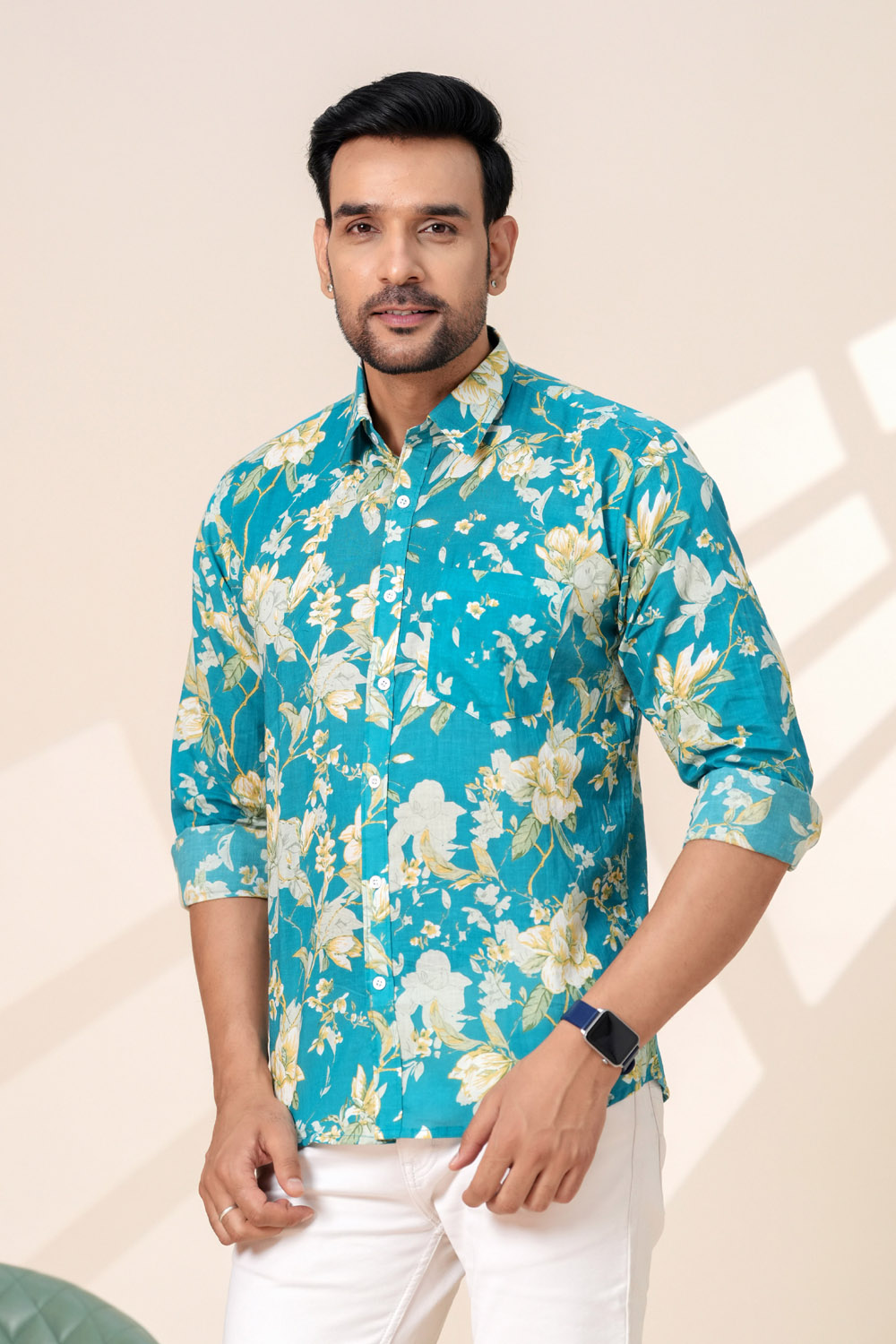 Men's Sky Blue Floral Printed Casual Cotton Shirt