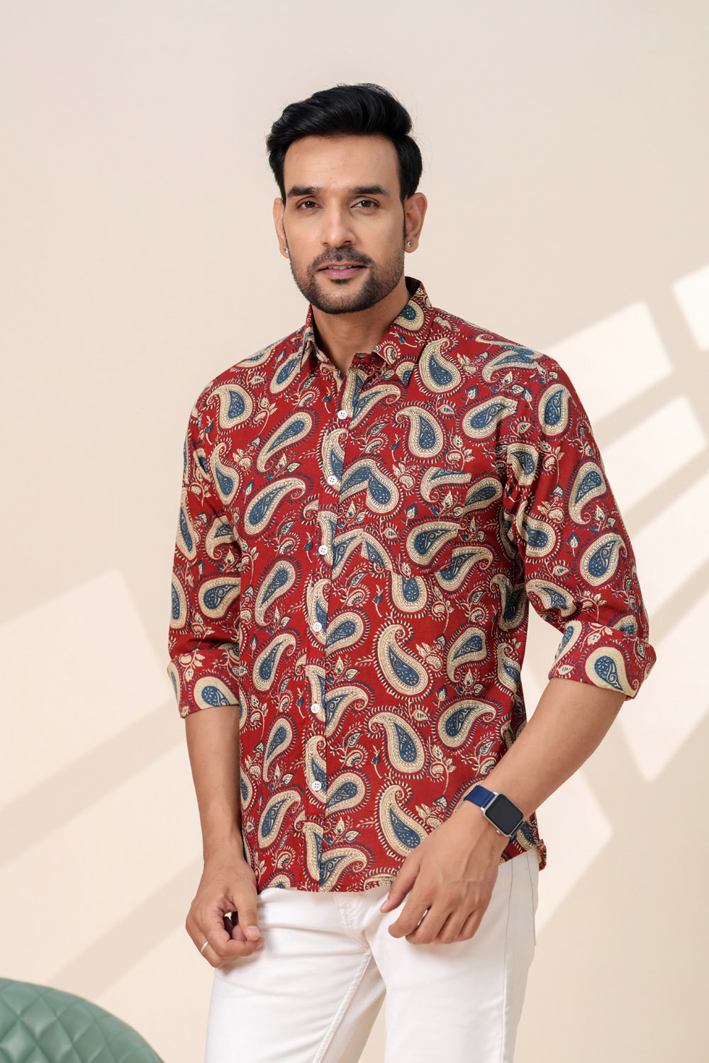 Men's Maroon Paisley Printed Casual Shirt
